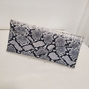 JJ Winters Black Gray White Snakeprint Clutch, Snap Close